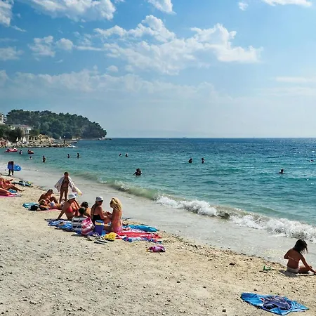 Six-bedroom In * Podstrana